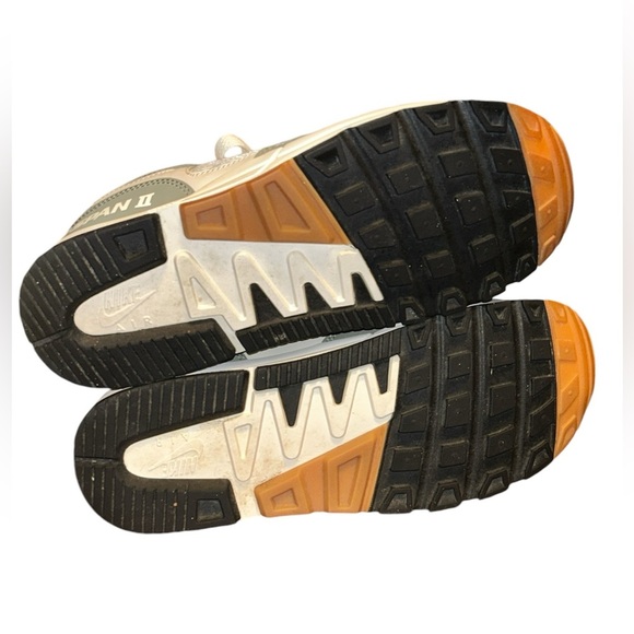 Air Span II Sneaker (Women)
Nike Size 8.5 GUC signs of wear - Picture 8 of 8